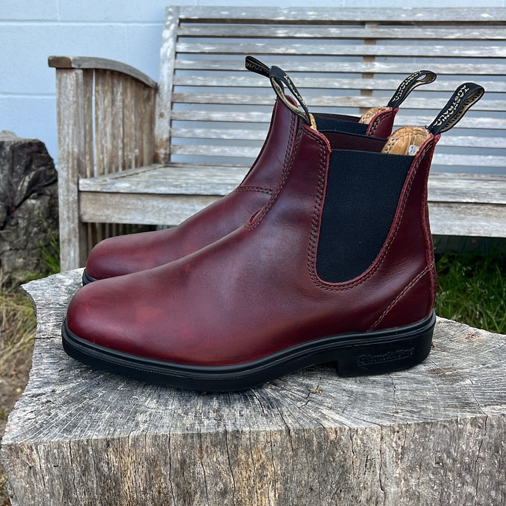 Blundstone 1309 Unisex Chelsea Boot - size M 7.5 or W 9.5 - Picture 1 of 12
